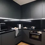 Milfontes - 2 Bedrooms And Shared Pool In Areeiro Apartmán