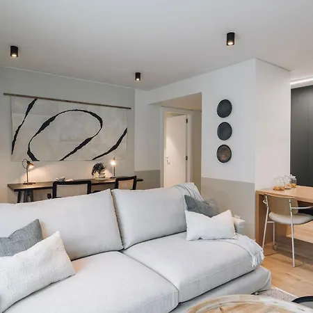Milfontes - 2 Bedrooms And Shared Pool In Areeiro * Лісабон