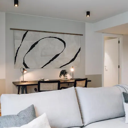 Milfontes - 2 Bedrooms And Shared Pool In Areeiro Lisbon