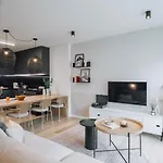Apartamento Milfontes - 2 Bedrooms And Shared Pool In Areeiro