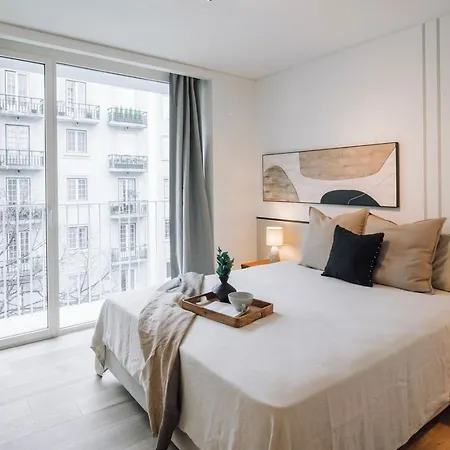 Milfontes - 2 Bedrooms And Shared Pool In Areeiro Apartmán *